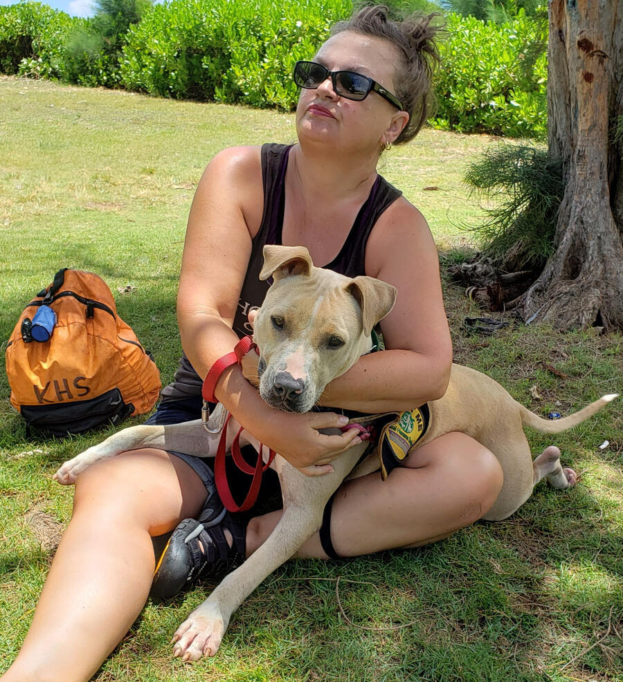 Trusted Tempe, AZ in-home pet sitter for busy professionals—30+ years experience shown through volunteering at Hawaiian Humane Society during vacation.